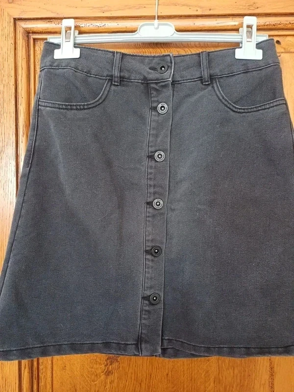 Black denim skirt by ONLY size 38 – photo 2